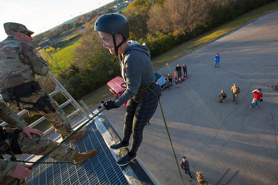 CoEPS goes rappelling