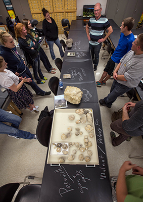 Geology professor Rex Hanger to speak at winter commencement