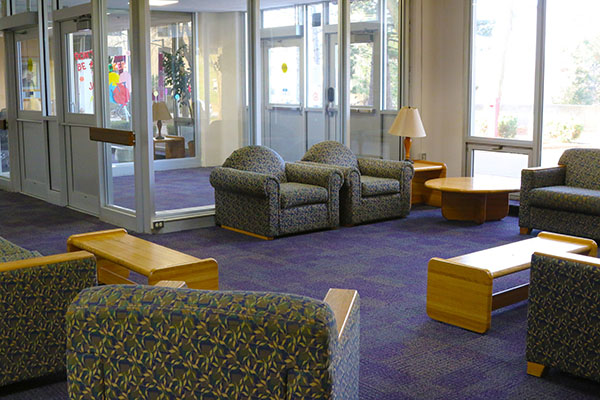 frontlobby