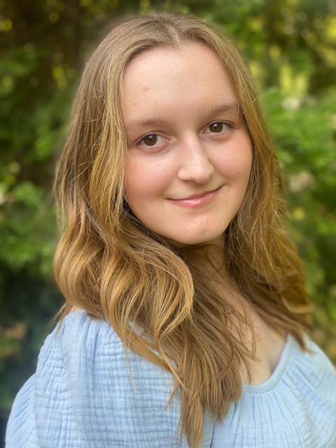 Portrait photo of Meg Hayes.