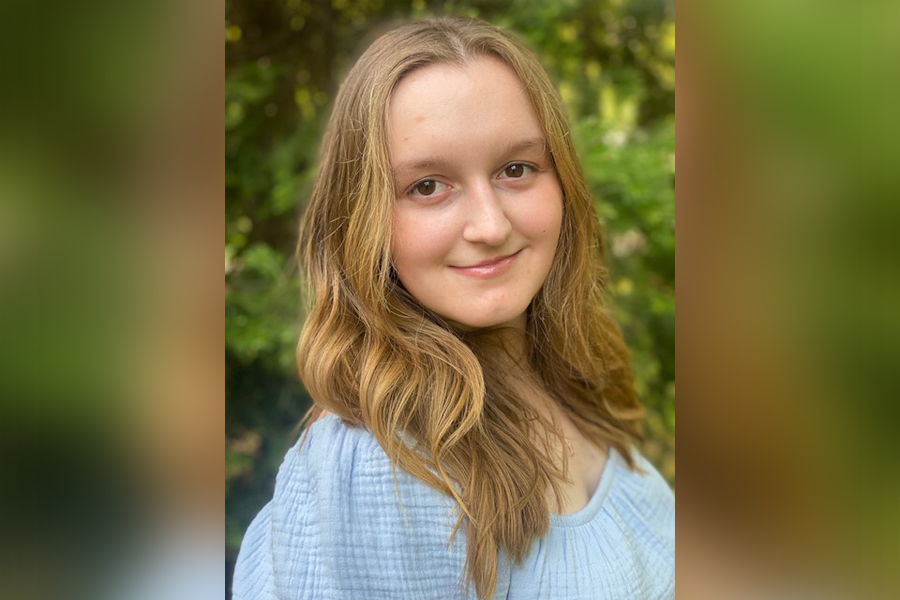 Portrait photo of Meg Hayes.