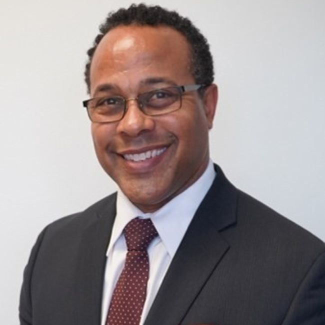 Portrait photo of Reggie Lawrence.