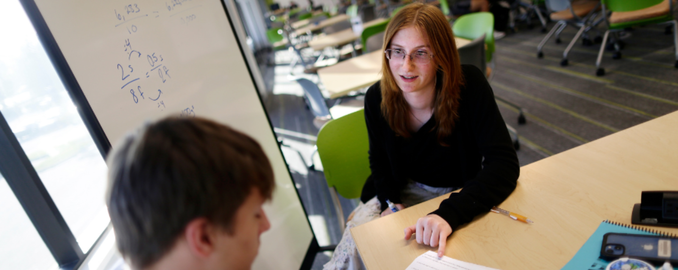 Photo of Elizabeth at the tutoring center.